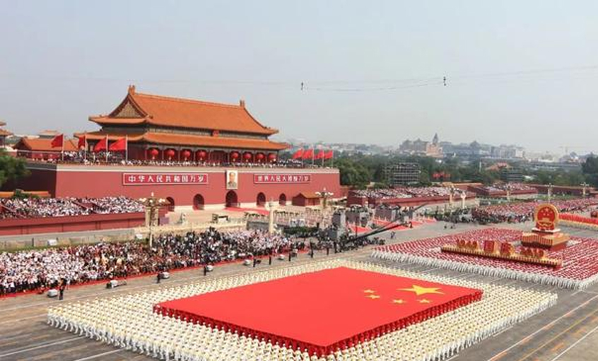 2019年，令兴发娱乐自豪的一件事——效劳国庆70周年大阅兵及联欢活动